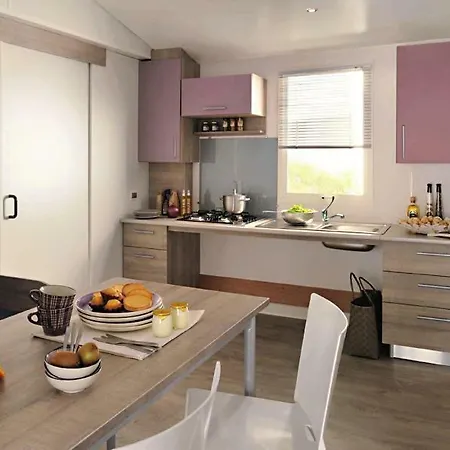 Camping La Barque Campeggio