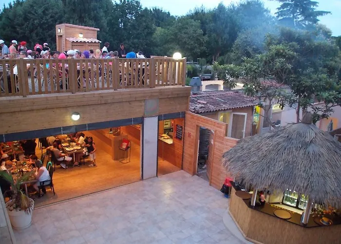 Camping Camping La Barque 3*