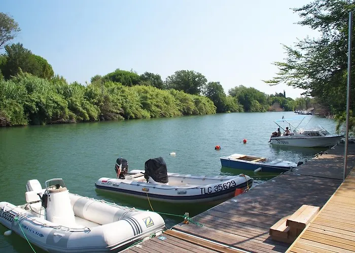 Campsite Camping La Barque 3*