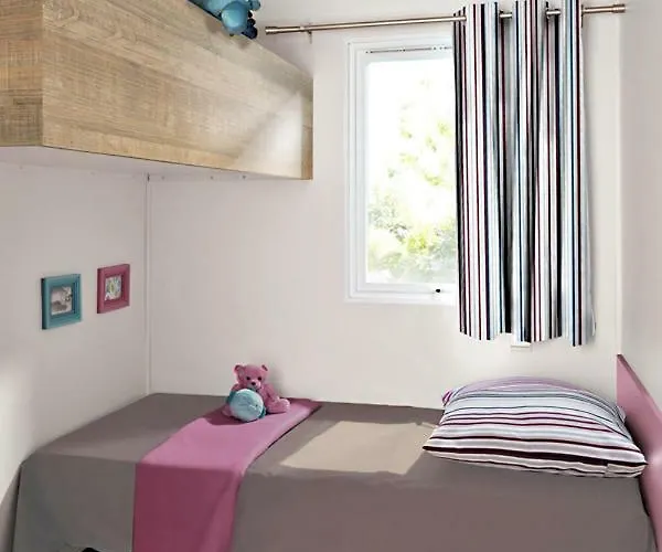 Camping La Barque Camping 3*