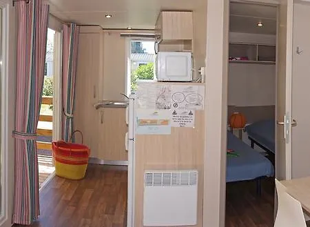 אתר קמפינג Camping La Barque